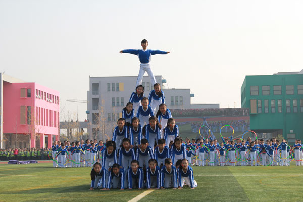 学校体育，“体魄”与“精神”比翼齐飞