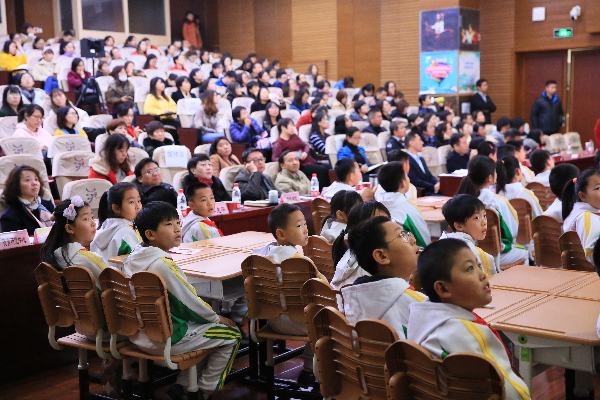 “上好思政课要准、透、亲”——北京市第二届立德树人德育成果观摩展示活动圆满举办