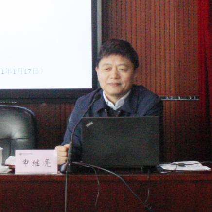 中小学图书馆发展关系到阅读育人事业的成败