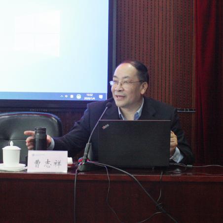 中小学图书馆发展关系到阅读育人事业的成败