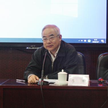 中小学图书馆发展关系到阅读育人事业的成败