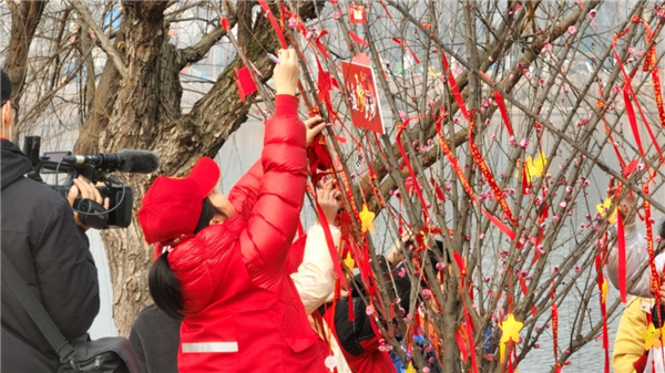 德育之花迎春绽放