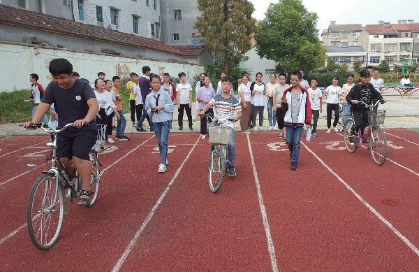 从“活物理”看见课堂教学的另一种可能