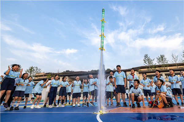水火箭升空的“秘密”