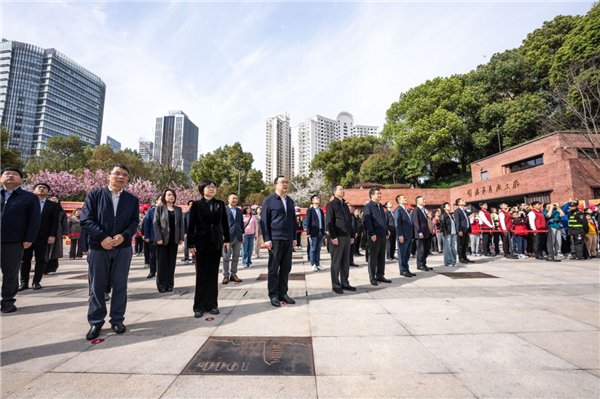 上海市举行2024年爱国主义教育法集中宣传教育活动