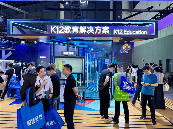 解码加速进化如何探索具身智能教育的“中国路径”