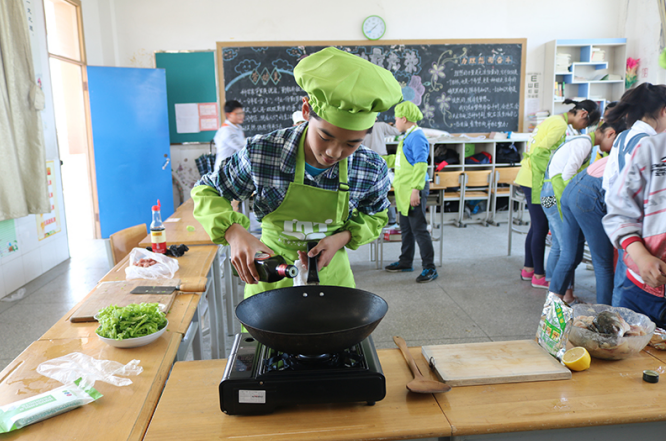 南京市六合区：农村小学绽放特色教育的芬芳